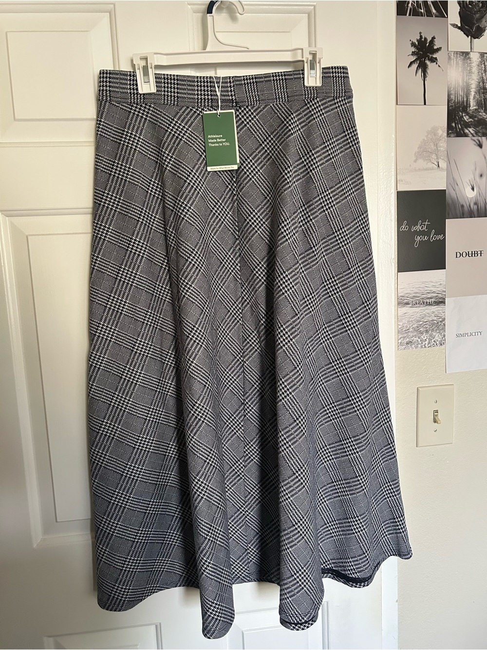 HALARA Black & Grey Plaid Pleated Midi Skirt - Picture 3 of 5